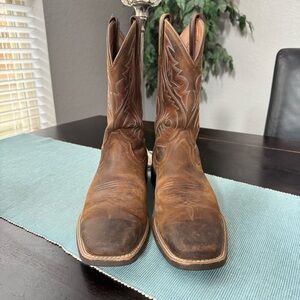 Ariat Brown Western Cowboy Boots size 8